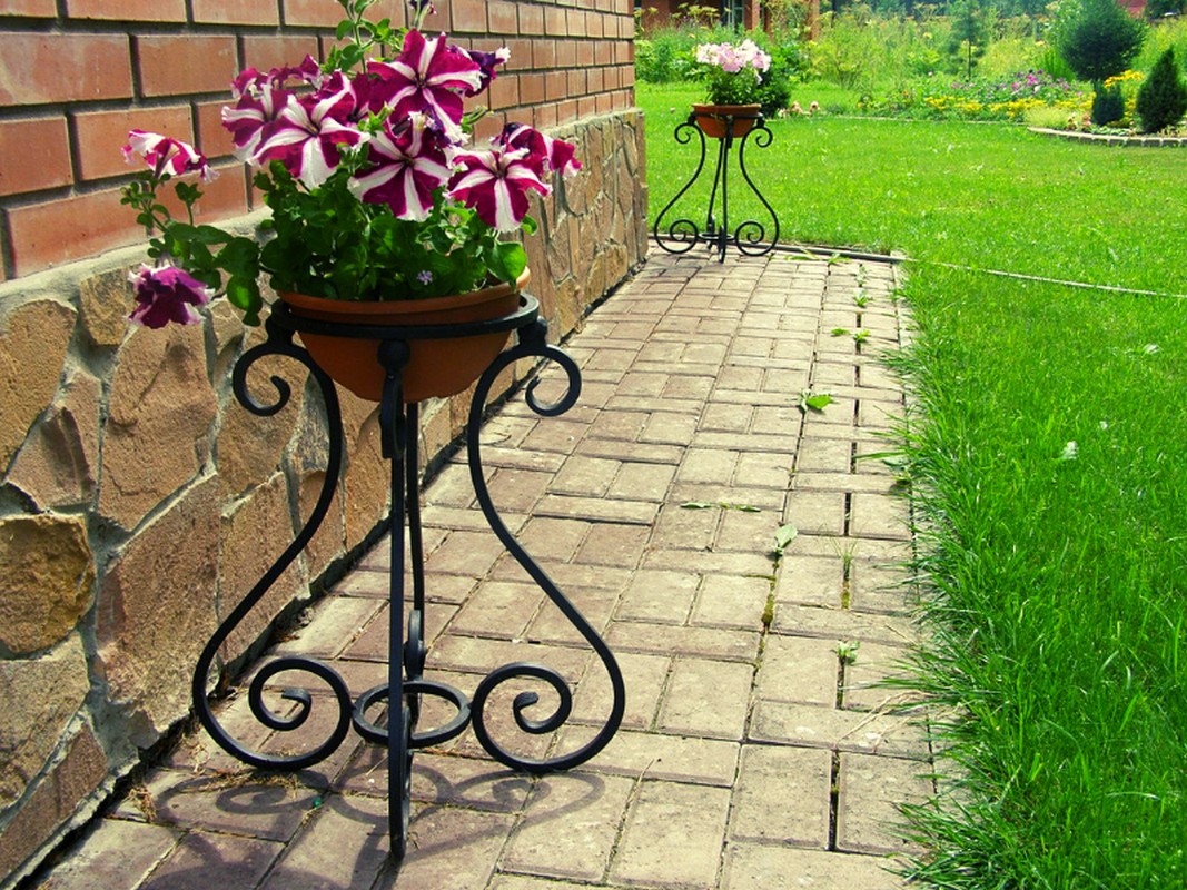 Кованые подставки